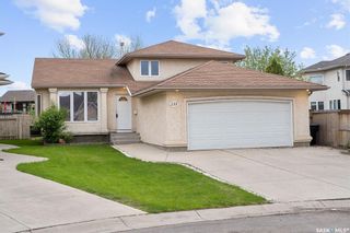 Photo 4: 235 Guenter Terrace in Saskatoon: Arbor Creek Residential for sale : MLS®# SK969895