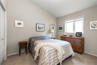 Photo 22: 64 Montvale Crescent in Winnipeg: Royalwood Residential for sale (2J)  : MLS®# 202225536