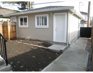 Photo 9: 8318 FREMLIN Street in Vancouver: Marpole 1/2 Duplex for sale (Vancouver West)  : MLS®# V752493