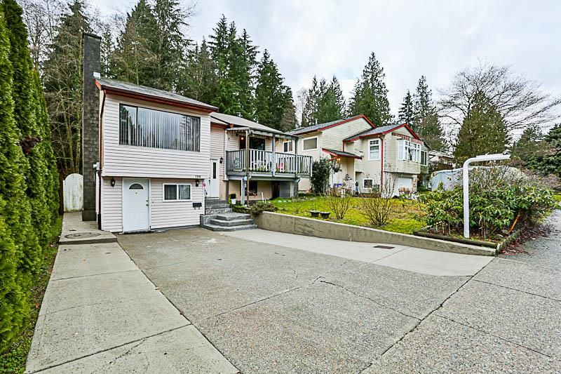 Main Photo: 3218 SALT SPRING Avenue in Coquitlam: New Horizons House for sale in "NEW HORIZONS" : MLS®# R2235514