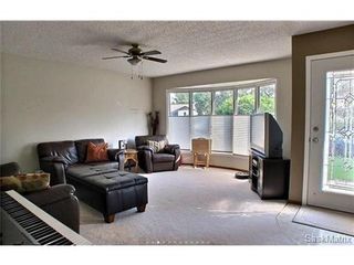 Photo 2: 131 WILLISTON Drive in Regina: Normanview West Single Family Dwelling for sale (Regina Area 02)  : MLS®# 480164