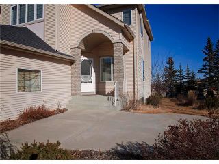 Photo 2: 1 SHEEP RIVER Heights: Okotoks House for sale : MLS®# C4051058