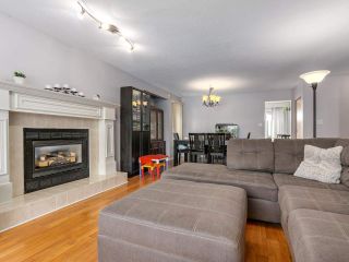 Photo 5: 11940 249 Street in Maple Ridge: Websters Corners House for sale : MLS®# R2338978