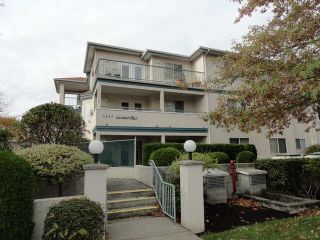 Photo 1: 111 5955 177B Street in Surrey: Cloverdale BC Condo for sale in "WINDSOR PLACE" (Cloverdale)  : MLS®# F1425121