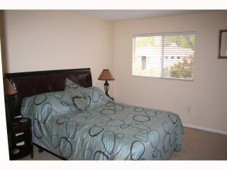 Photo 11: CARMEL VALLEY Condo for sale : 2 bedrooms : 3735 Ruette De Ville in San Diego