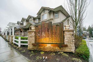 Photo 2: 47 19250 65 Avenue in Surrey: Clayton Townhouse for sale in "Sunberry Court" (Cloverdale)  : MLS®# R2328118