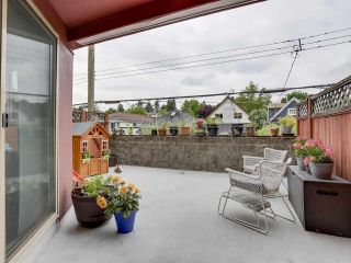 Photo 12: 23 3477 COMMERCIAL Street in Vancouver: Victoria VE Townhouse for sale in "La Villa" (Vancouver East)  : MLS®# R2277251