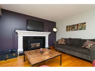Photo 6: 15871 THRIFT Avenue: White Rock House for sale (South Surrey White Rock)  : MLS®# R2057585