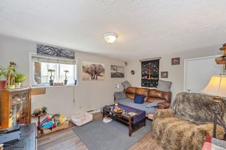 Photo 13: 359 Kislingbury Lane in View Royal: VR Six Mile Half Duplex for sale : MLS®# 901391