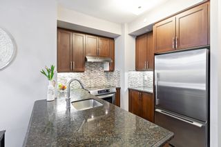 Photo 12: 715 2 Old Mill Drive in Toronto: High Park-Swansea Condo for sale (Toronto W01)  : MLS®# W8253572