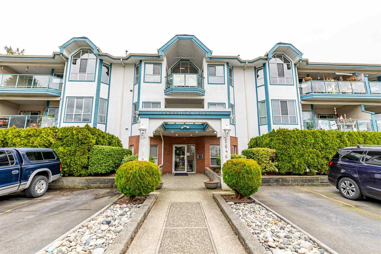 Main Photo: 303 5646 200 Street in Langley: Langley City Condo for sale : MLS®# R2553871