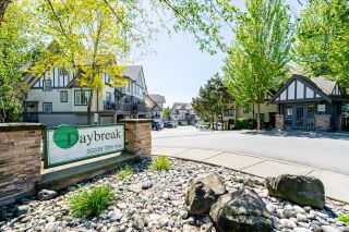 Main Photo: 41 20038 70 Avenue in Langley: Willoughby Heights Townhouse for sale in "DAYBREAK" : MLS®# R2882394