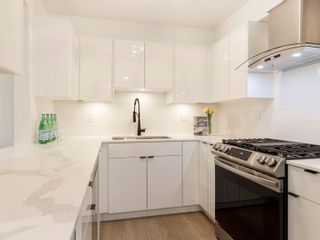 Photo 12: 103 1525 PENDRELL Street in Vancouver: West End VW Condo for sale in "CHARLOTTE GARDENS" (Vancouver West)  : MLS®# R2672303