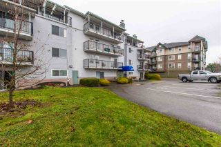 Photo 2: 401 46033 CHILLIWACK CENTRAL Road in Chilliwack: Chilliwack E Young-Yale Condo for sale in "HAZELDENE" : MLS®# R2423271