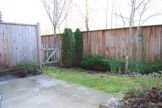 Photo 12: 7 7298 199A Street in Langley: Willoughby Heights Townhouse for sale in "York" : MLS®# R2050112