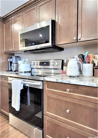 Photo 12: 318 Lehrer Manor in Saskatoon: Hampton Village Residential for sale : MLS®# SK968132