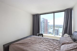 Photo 17: 2605 33 SMITHE Street in Vancouver: Yaletown Condo for sale in "COOPER LOOKOUT" (Vancouver West)  : MLS®# R2463431