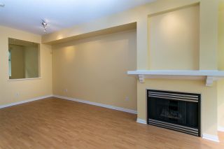 Photo 9: 68 6465 184A Street in Surrey: Cloverdale BC Townhouse for sale in "Rosebury Lane" (Cloverdale)  : MLS®# R2306057