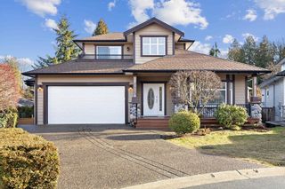 Photo 1: 21723 MANOR Avenue in Maple Ridge: West Central House for sale : MLS®# R2745444