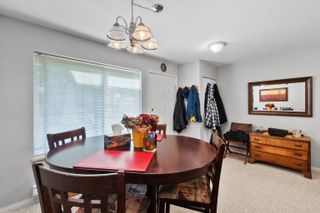 Photo 5: 130 SHORELINE Circle in Port Moody: College Park PM Townhouse for sale in "Harbour Heights" : MLS®# R2678039