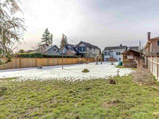 Photo 5: 7092 GRAY Avenue in Burnaby: Metrotown House for sale (Burnaby South)  : MLS®# R2345707