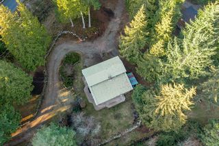 Photo 24: 1030 GILMOUR Road in Gibsons: Gibsons & Area House for sale in "Possible  RV SITE" (Sunshine Coast)  : MLS®# R2741964