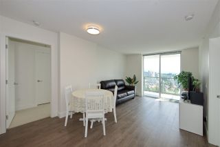 Photo 10: 2502 3007 GLEN Drive in Coquitlam: North Coquitlam Condo for sale in "Evergreen" : MLS®# R2389564