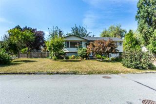 Photo 2: 12085 GEE STREET in Maple Ridge: East Central House for sale : MLS®# R2303678