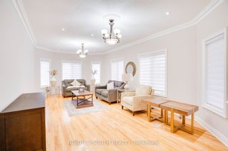 Photo 5: 162 Via Borghese Street in Vaughan: Vellore Village House (2-Storey) for sale : MLS®# N8217028