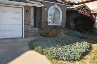 Photo 2: 103 Riverside Way SE in Calgary: Riverbend Detached for sale : MLS®# A2003343