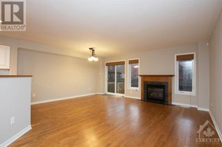 Photo 9: 285 MEILLEUR PRIVATE in Ottawa: House for sale : MLS®# 1386430