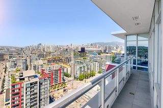 Photo 7: 2503 1775 QUEBEC Street in Vancouver: Mount Pleasant VE Condo for sale in "OPSAL" (Vancouver East)  : MLS®# R2281959