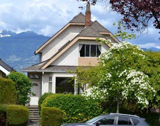 Photo 1: 3731 W 14TH Avenue in Vancouver: Point Grey House for sale (Vancouver West)  : MLS®# R2578256