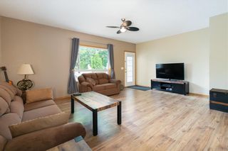 Photo 11: 16 WELLINGTON Cove: Strathmore Row/Townhouse for sale : MLS®# C4258417