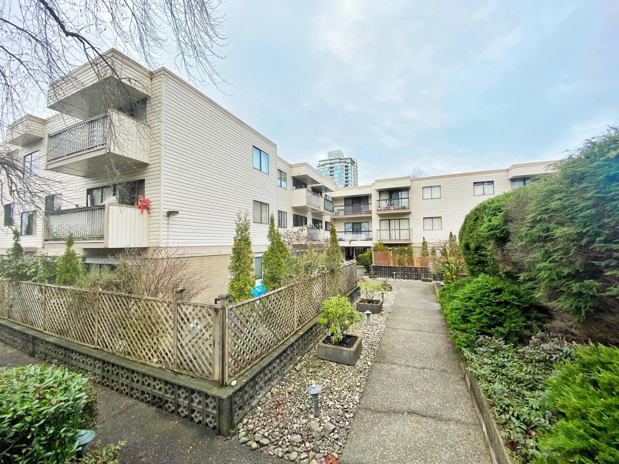 Main Photo: 205 590 WHITING Way in Coquitlam: Coquitlam West Condo for sale in "BALMORAL ESTATES" : MLS®# R2646648