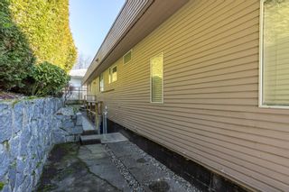 Photo 22: 2395 MATHERS Avenue in West Vancouver: Dundarave House for sale in "Dundarave" : MLS®# R2747439