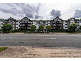 Photo 2: 210 32044 OLD YALE Road in Abbotsford: Abbotsford West Condo for sale in "GREEN GABLES" : MLS®# R2465154