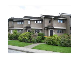 Photo 1: 4 251 W 14TH Street in North Vancouver: Central Lonsdale Townhouse for sale in "THE TIMBERS" : MLS®# V877713