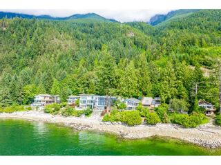 Photo 2: 51 BRUNSWICK BEACH Road: Lions Bay House for sale in "Brunswick Beach" (West Vancouver)  : MLS®# R2514831