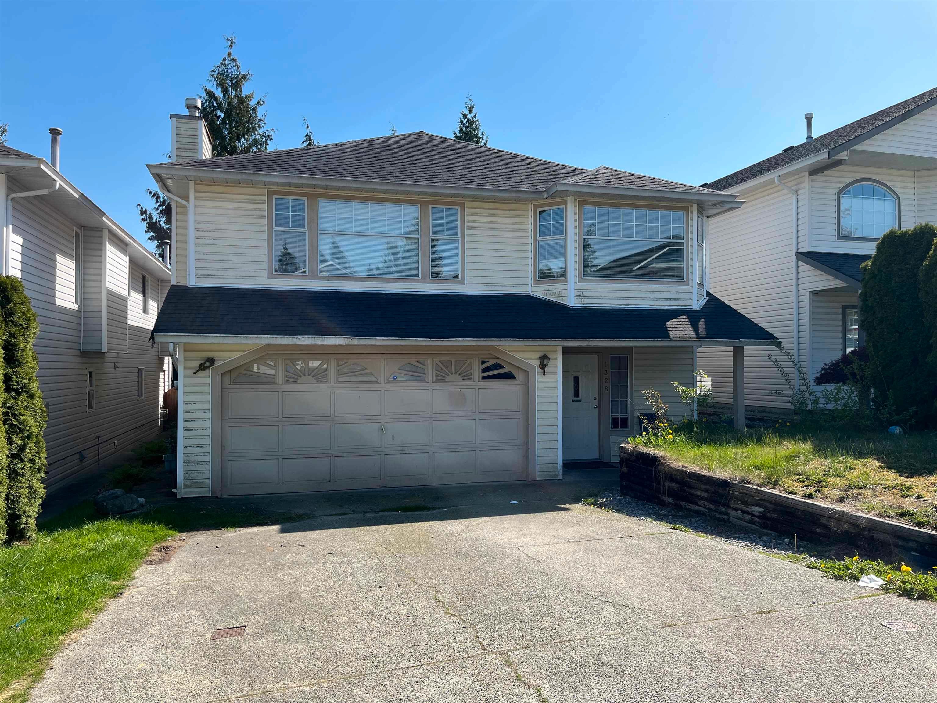 Main Photo: 1328 WINDSOR Avenue in Port Coquitlam: Oxford Heights House for sale : MLS®# R2774260
