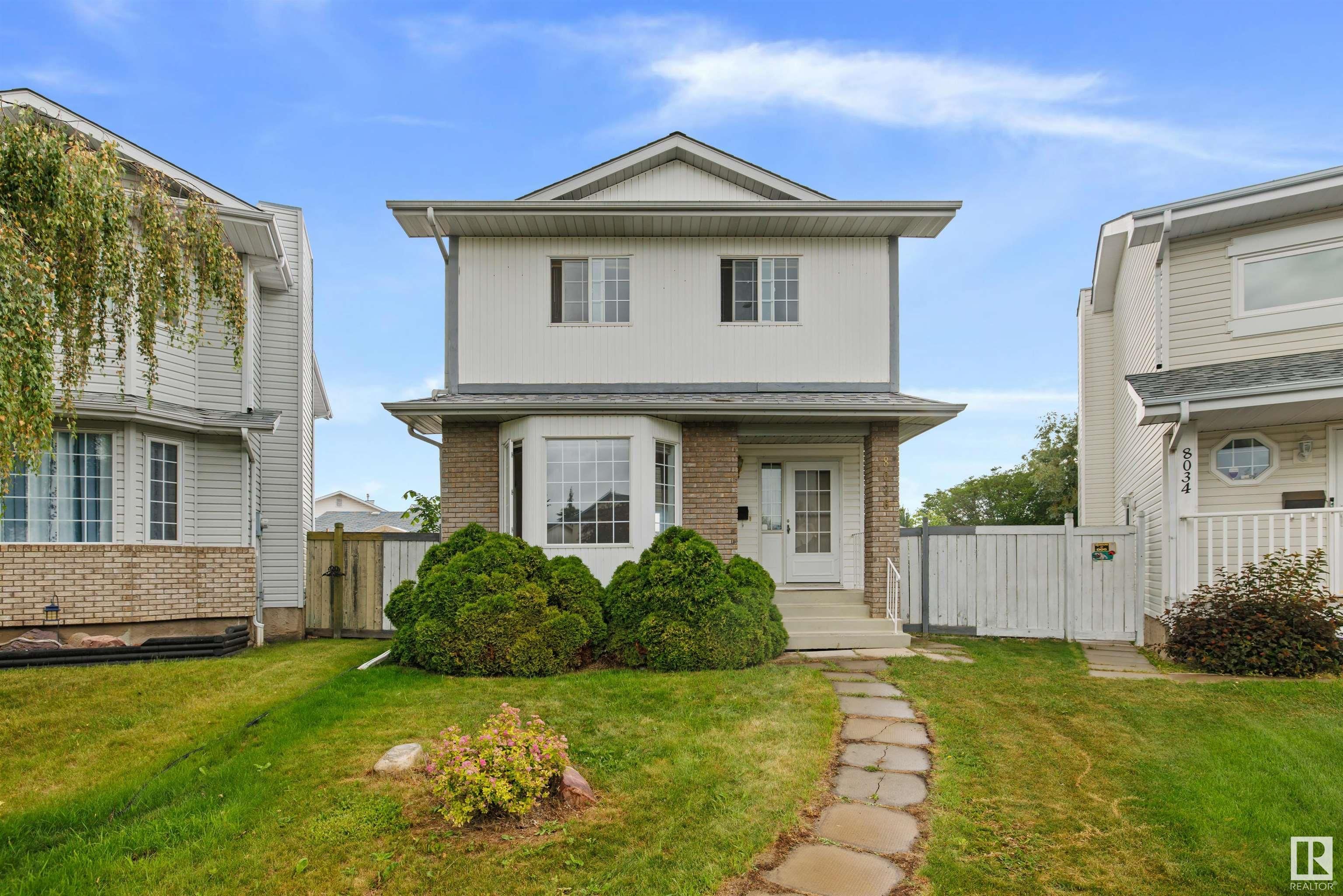 Main Photo: 8036 15A Avenue in Edmonton: Zone 29 House for sale : MLS®# E4306734