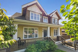 Photo 1: 12726 17A Avenue in Surrey: Crescent Bch Ocean Pk. House for sale in "Ocean Park" (South Surrey White Rock)  : MLS®# R2610795