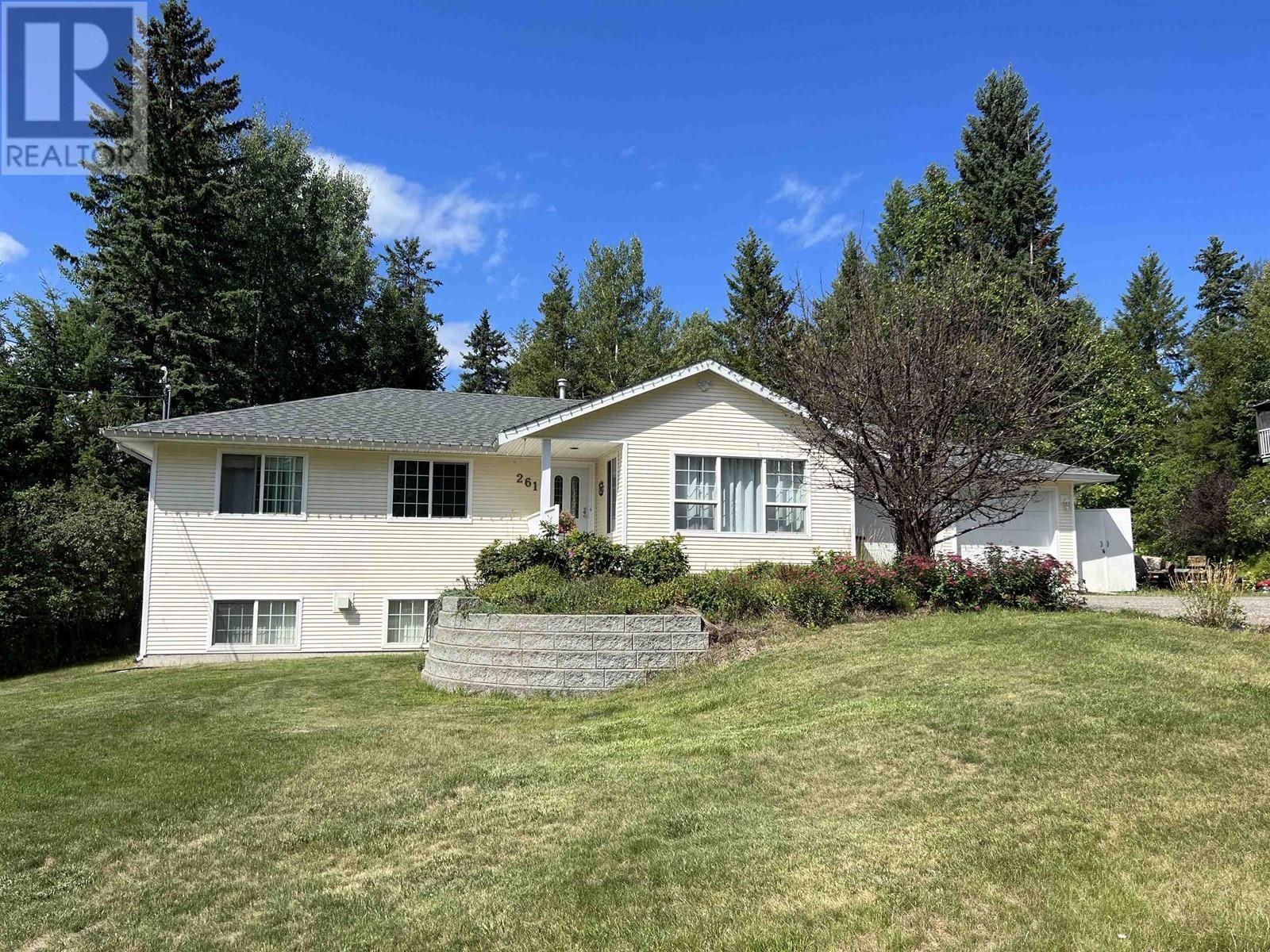 Main Photo: 261 FIEGE ROAD in Quesnel: House for sale : MLS®# R2841028
