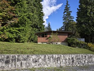 Photo 9: 4515 MOUNTAIN Highway in North Vancouver: Lynn Valley House for sale : MLS®# V1030130