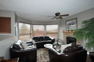 Photo 2: 12398 230 Street in Maple Ridge: East Central House for sale in "DEERFIELD PARK" : MLS®# R2263093