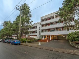 Photo 1: 207 250 W 1ST Street in North Vancouver: Lower Lonsdale Condo for sale in "CHINOOK HOUSE" : MLS®# R2844646
