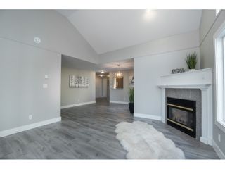 Photo 12: 406 20288 54 Avenue in Langley: Langley City Condo for sale in "Langley City" : MLS®# R2432392