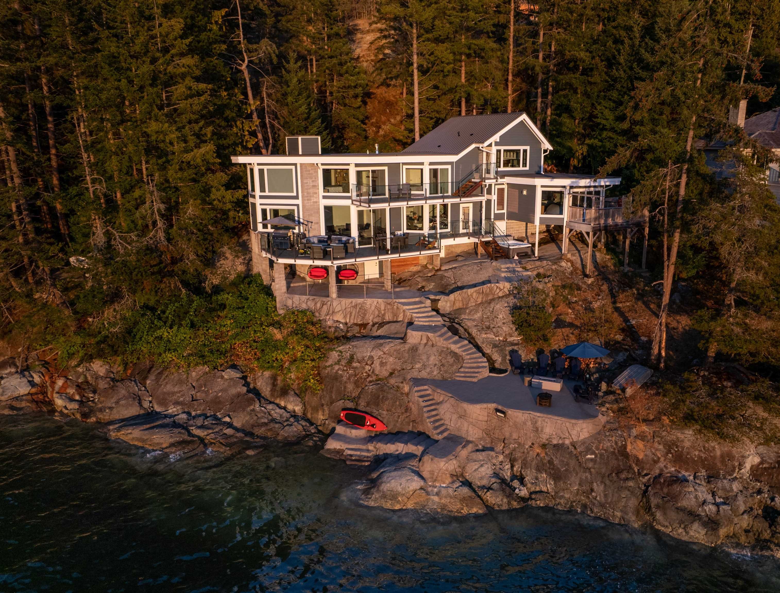 Main Photo: 3967 FRANCIS PENINSULA Road in Madeira Park: Pender Harbour Egmont House for sale (Sunshine Coast)  : MLS®# R2723722