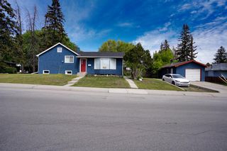 Main Photo: 2418 27 Street SE in Calgary: Southview Detached for sale : MLS®# A2052600