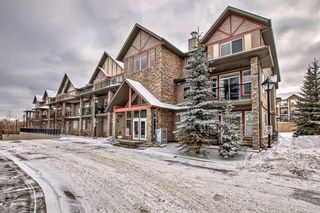 Photo 2: 2201 211 Aspen Stone Boulevard SW in Calgary: Aspen Woods Apartment for sale : MLS®# A2104573